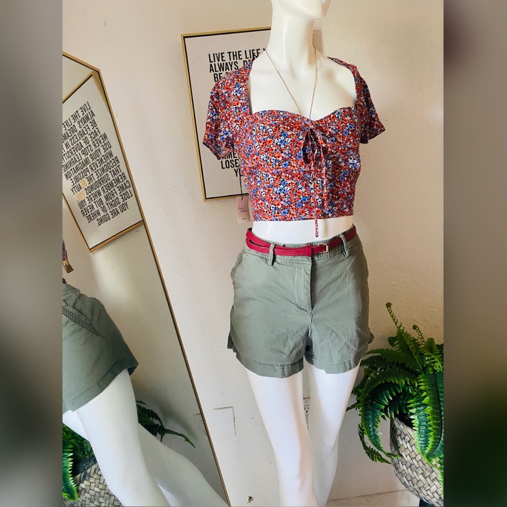 Floral crop top